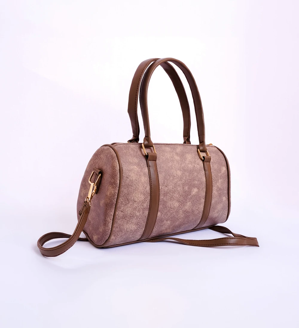 Travel handbag